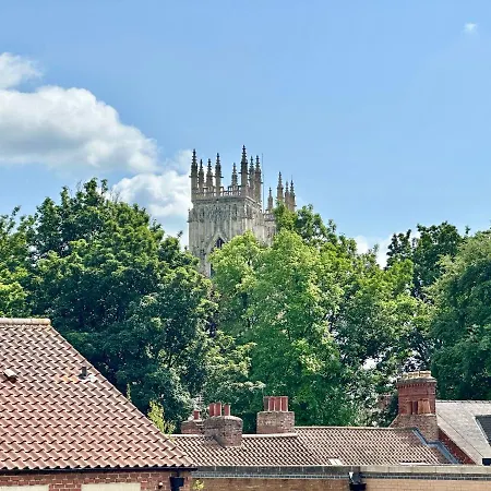 Appartamento Minster Heights *