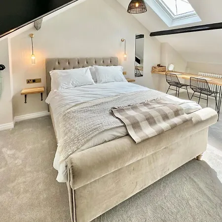 Minster Heights Apartamento *